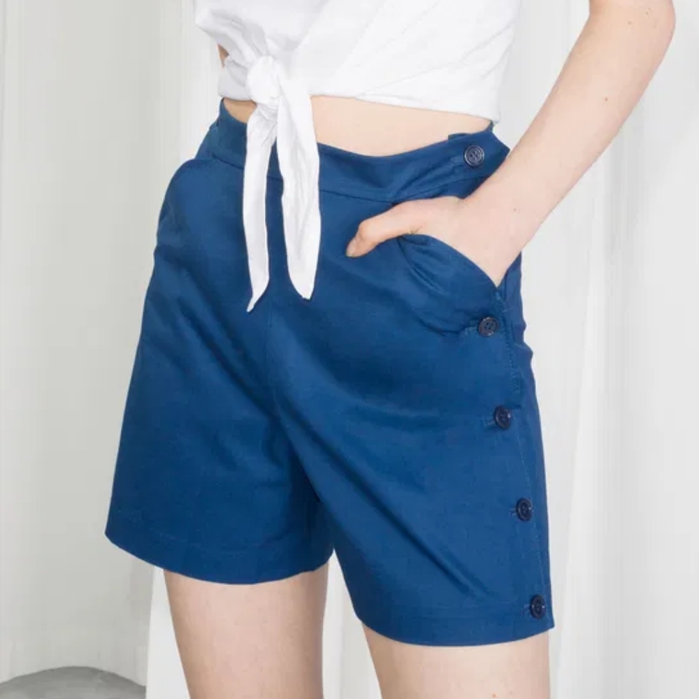 & Other Stories High Waisted Button Shorts In Blue Size 10